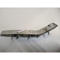 Кронштейн бампера переднего R II 2004-2010 2007 4M5117D958A