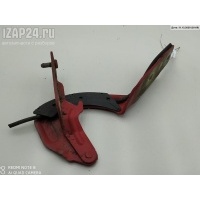 Петля капота правая Renault Megane I (1995-2003) 1997 7700834370