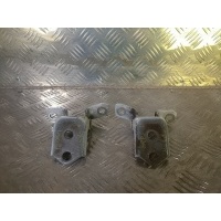 Петля двери Mazda 3 BK (02-09) пер R б\у