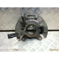 Кулак поворотный SX4 (06-13) пер R 4WD/2WD голый б/у