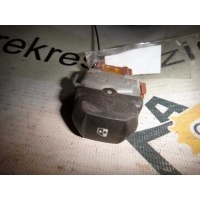 Кнопка стеклоподъемника Megane 2 (03-09)\Laguna (01-08) пер R б\у (арт. 8200414962)