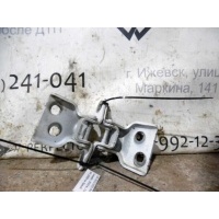 Петля двери Sandero (08-14) пер L б\у