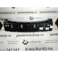Накладка бампера Mersedes Benz MB211 пер