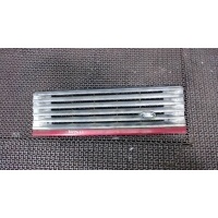 Решетка радиатора Land Rover Range Rover 2 1994-2003 1997 AWR1617LML
