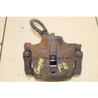 Суппорт передний правый Renault Kangoo 1997-2003 7701207787