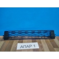 Решетка в бампер нижняя Skoda Rapid 2012-2020 5JA853677C 9B9