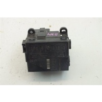 блок предохранителей Mazda Capella GF8P 1999 GE4T66760A
