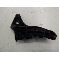 крепление бампера Toyota Corolla Fielder NZE121 2006 52115-12420