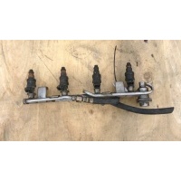 Топливная рампа Audi A4 B6 (S4,RS4) 2001 058133681