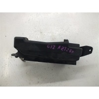 блок предохранителей Toyota Avensis AZT250 2004 8274105030