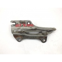 петля капота Mazda Millenia TA5P 2000 T00152410A