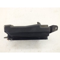 блок предохранителей Toyota Avensis AZT250 2004 8274105030