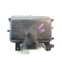 корпус воздушного фильтра Suzuki Swift HT51S 2005 13700-80GA1