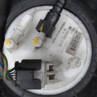 Насос топлива a6394702094 мерседес вито 639 2.2 cdi