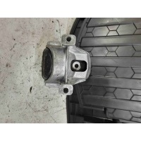 Подушка крепления двигателя Audi A5 2011 8r0199381