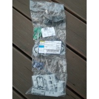 Комплект części mocujących audi a5 8w 8w6898909