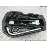 Крюк буксировочный Volkswagen Polo (c 2010) 2012 6R0803615