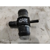 Фланец (тройник) системы охлаждения Volkswagen Touran 2006 1K0121087E