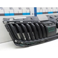 Решетка радиатора Skoda Octavia 2017- 5E0853653A