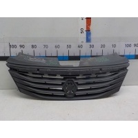 Решетка радиатора Renault Logan 2005- 8200752748