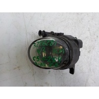 ПТФ правая Audi Q3 2012- 8T0941700