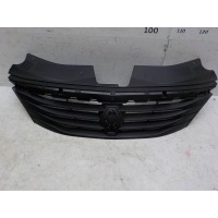 Решетка радиатора Renault Logan 2005- 8200752748