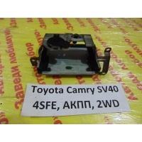Пепельница Toyota Camry SV40 1996 74104-12210