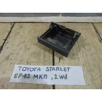 Пепельница Toyota Starlet EP82 1991 74102-10040