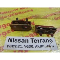 Крепление двери багажника Nissan Terrano WHYD21 WHYD21 1992 9040098G00