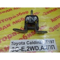 Крепление двери Toyota Caldina CT197 1999 68720-12150