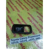 Накладка ручки внутренней Toyota Camry Prominent VZV30 1990 69297-32030