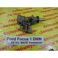 Главный тормозной цилиндр Ford Focus DNW 1999 1120841