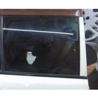 Стекло двери Mitsubishi Libero CB2V 1999 MR743117