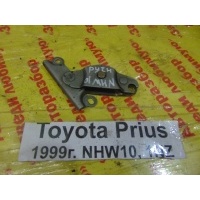 Кронштейн Toyota Prius NHW10 1999 46301-47010