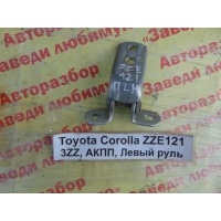 Крепление двери Toyota Corolla ZZE121 2004 68760-52011