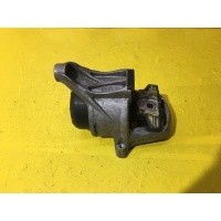 Подушка двигателя Audi A4 B9 2015-2021 8w0199372ca