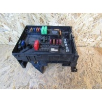 Блок предохранителей Volkswagen Touran 2009 1K0937125C