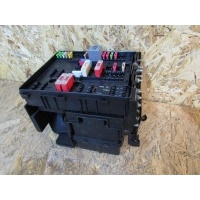 Блок предохранителей Volkswagen Passat B6 2007 1K0937124K