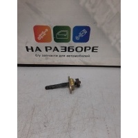ограничитель двери Mitsubishi Pajero 2 поколение, V30/V40 1997 MB517470