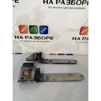 Петля крышки багажника Mitsubishi Pajero 2 поколение, V30/V40 1997 MB669300