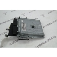 Блок управления двигателем (4.4L DOHC DITC V8 Diesel) Land Rover Range Rover P400E L405 2012 LR050995