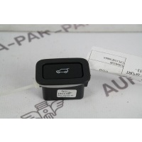 Кнопка закрывания крышки багажника Land Rover Discovery Sport L550 2014 LR040338
