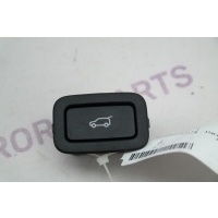 Кнопка закрывания крышки багажника Land Rover Discovery Sport L550 2014 LR040338
