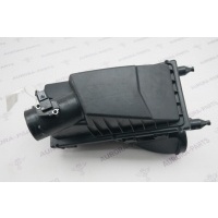 Корпус воздушного фильтра (4.4L DOHC DITC V8 Diesel) LH Land Rover Range Rover P400E L405 2012 LR095790