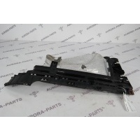 Кронштейн крепления заднего бампера LH Land Rover Range Rover P400E L405 2012 LR037925