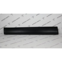 Молдинг, накладка передней двери снизу LH Land Rover Discovery Sport L550 2014 LR116797