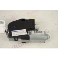 Мотор привода люка (7Р0959591E) VW Touareg NF 2014 7P0959591E