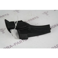 Накладка декоративная петли двери багажника RH Land Rover Range Rover P400E L405 2012 LR036764
