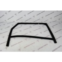 Направляющая стекла задней двери RH Land Rover Range Rover Sport L494 2013 LR056340