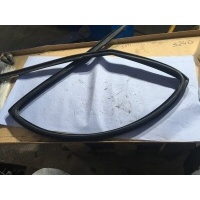 Уплотнитель (внутри) Audi Q7 4L 2006 4L0839911